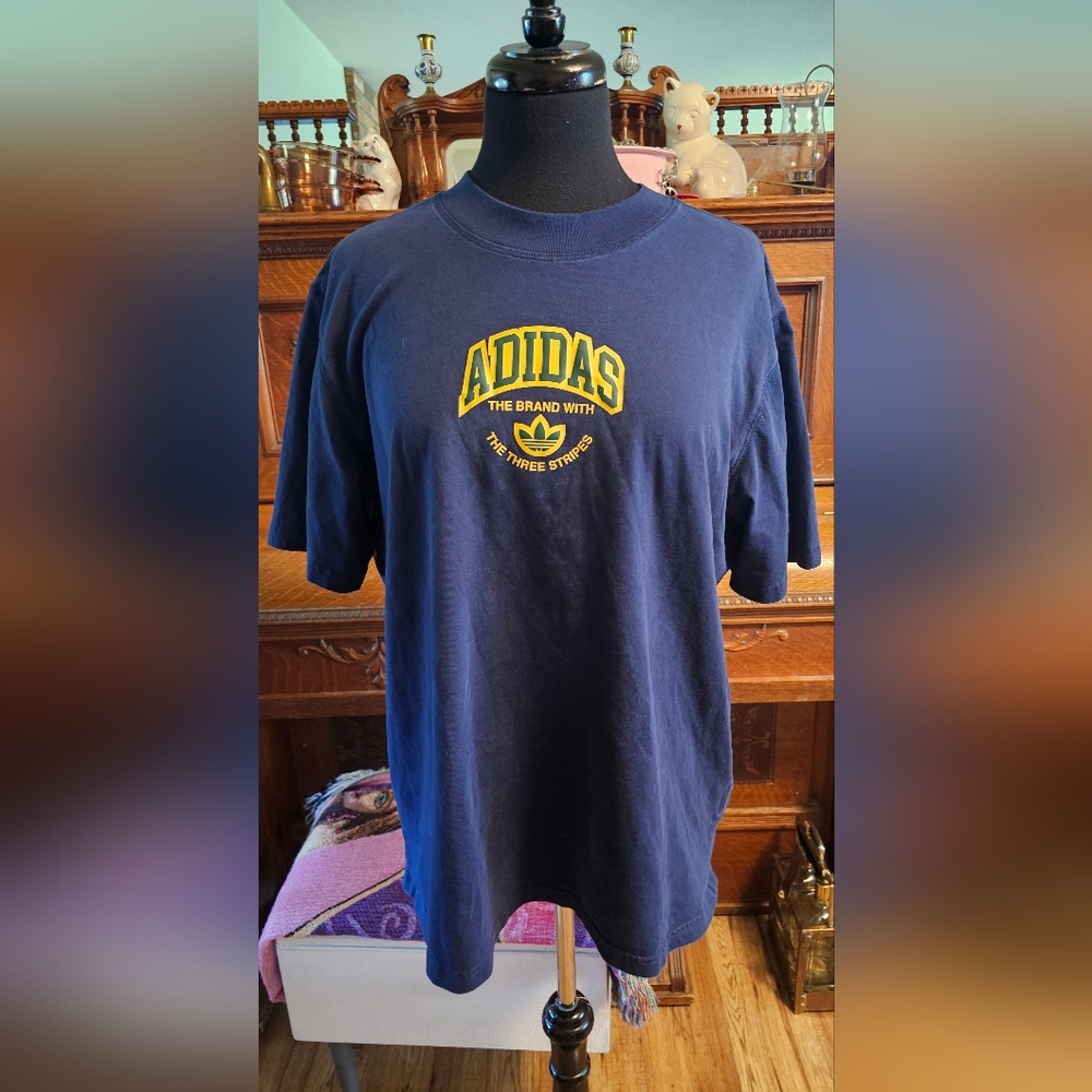 Adidas Tshirt